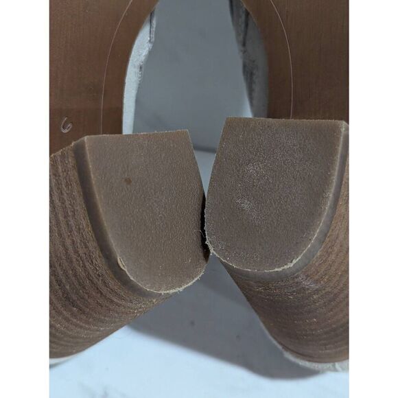 Sam Edelman Women's Beige Suede Almond Toe Zip Closure Heeled Bootie Size 6 - Picture 9 of 12